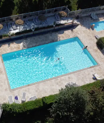 Schwimmbad auf dem Campingplatz