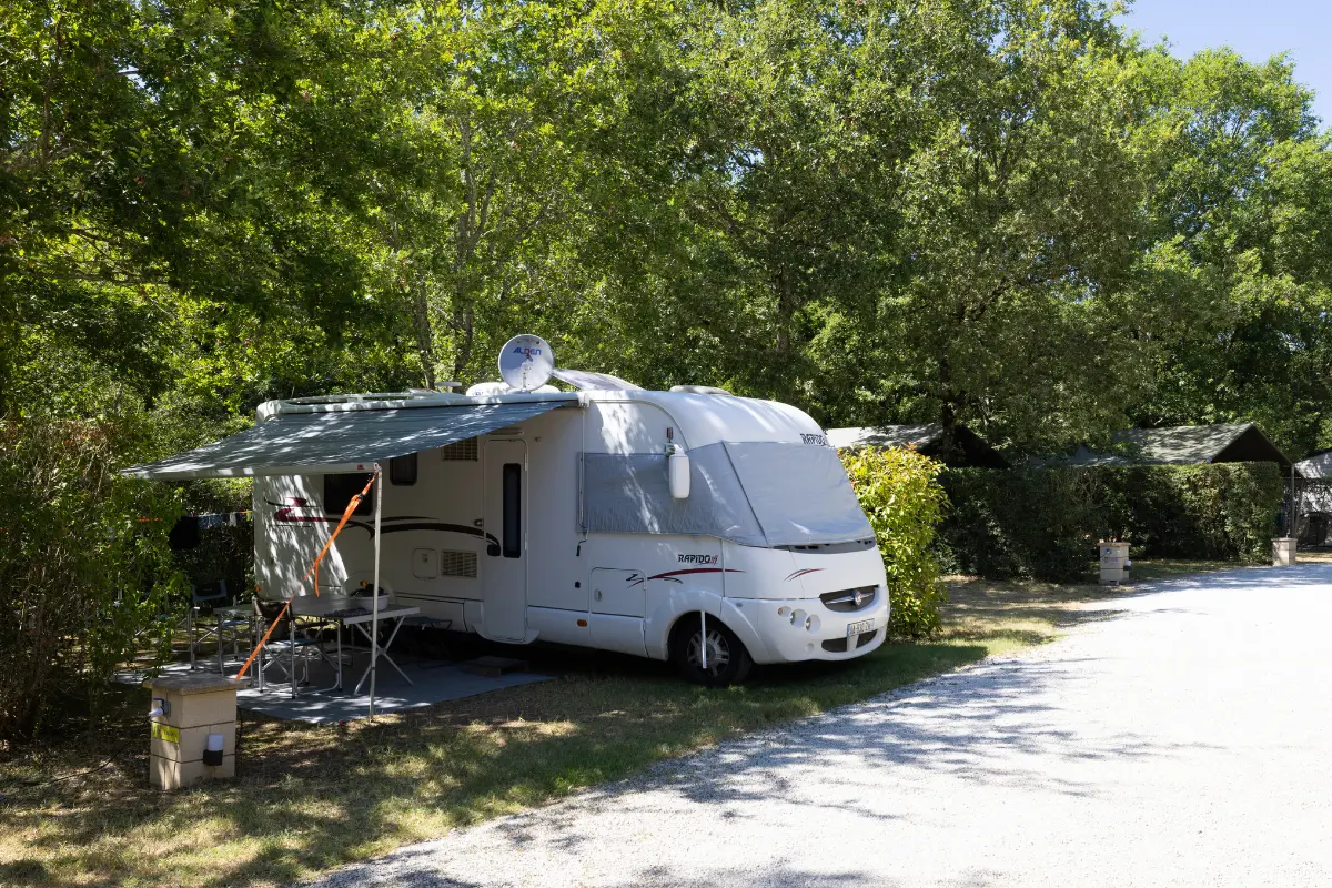 Emplacement camping car