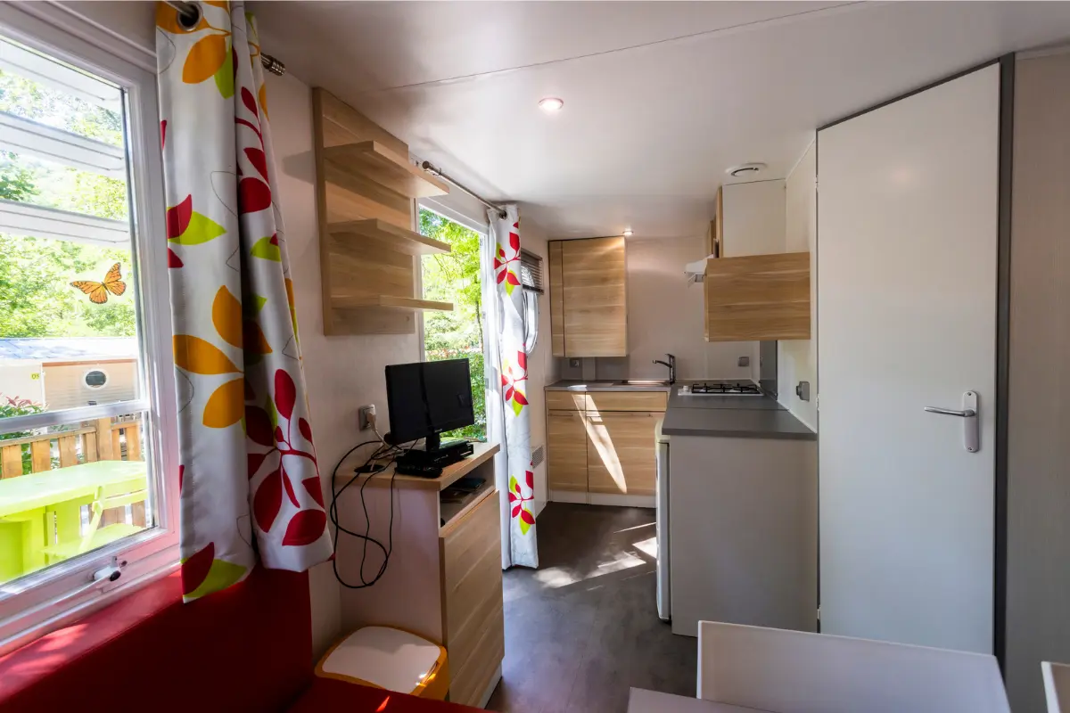 Mobil-home coin salon