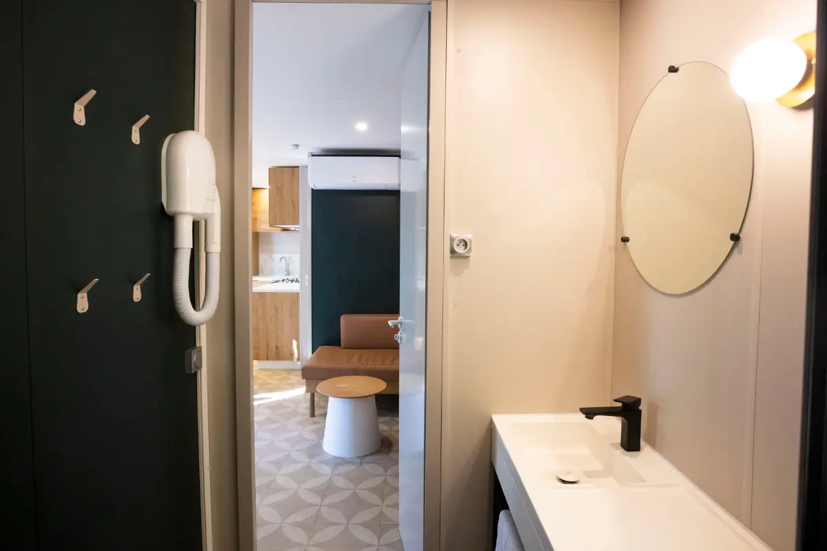 Cuarto de baño de la casa móvil «Confort Plus»