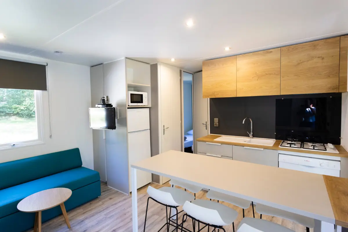 Cuisine très grand mobil-home confort +